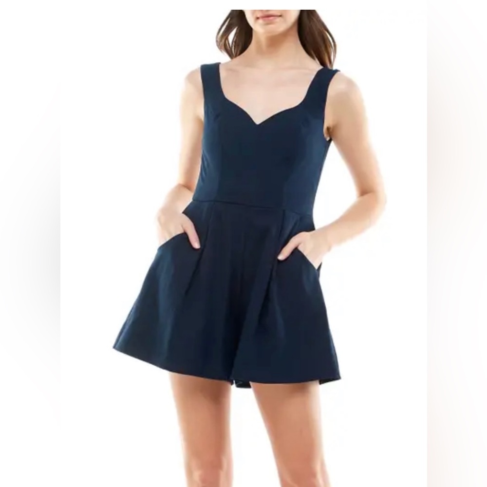 Row. A Romper - image 1
